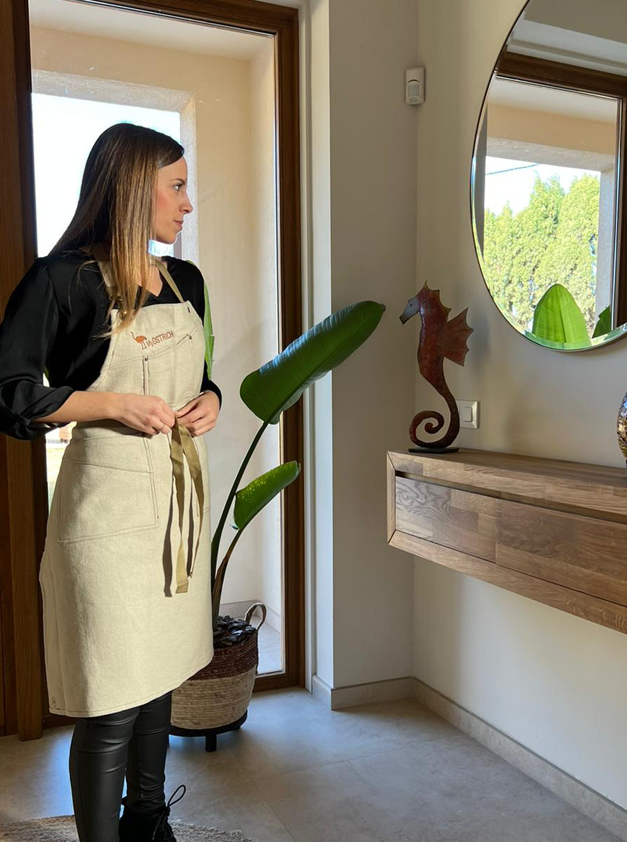 Delantal premium color crudo