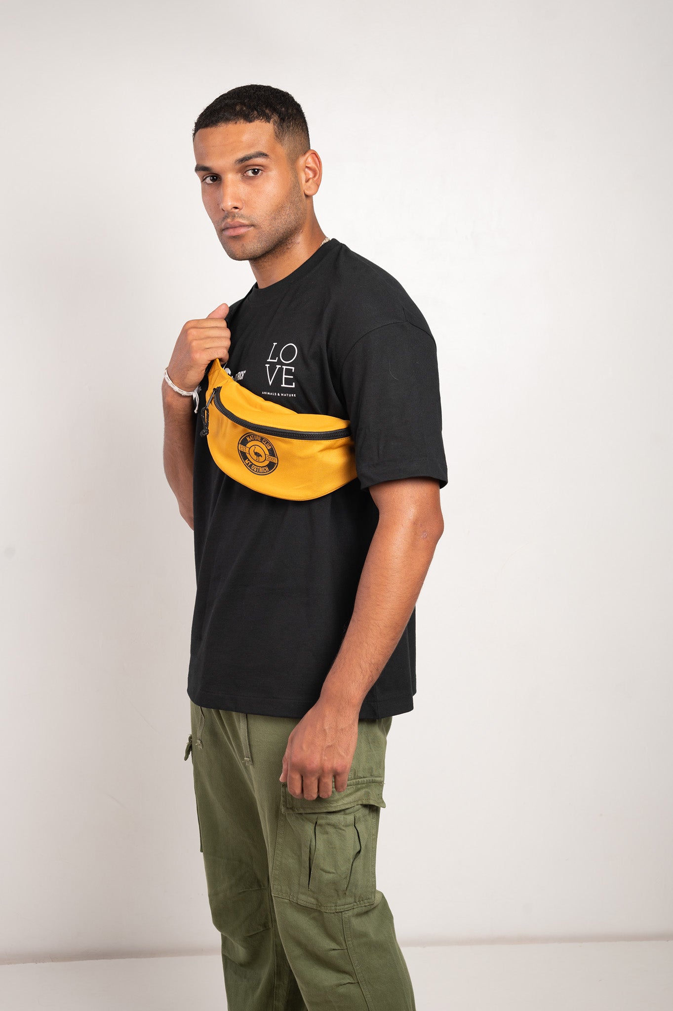 Riñonera  recycled 100% .bolsa